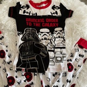 Pajamas set!